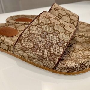 Gucci Sandals Flip Flops
